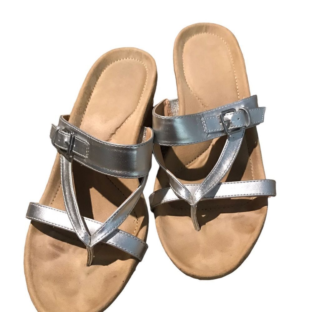 Cheeks Fir Body wedge sandals size 9M excellent condition see pictures